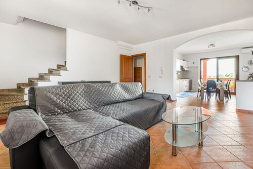 GuestHost - Sweet Home in Portoscuso!