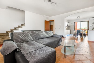 GuestHost - Sweet Home in Portoscuso!