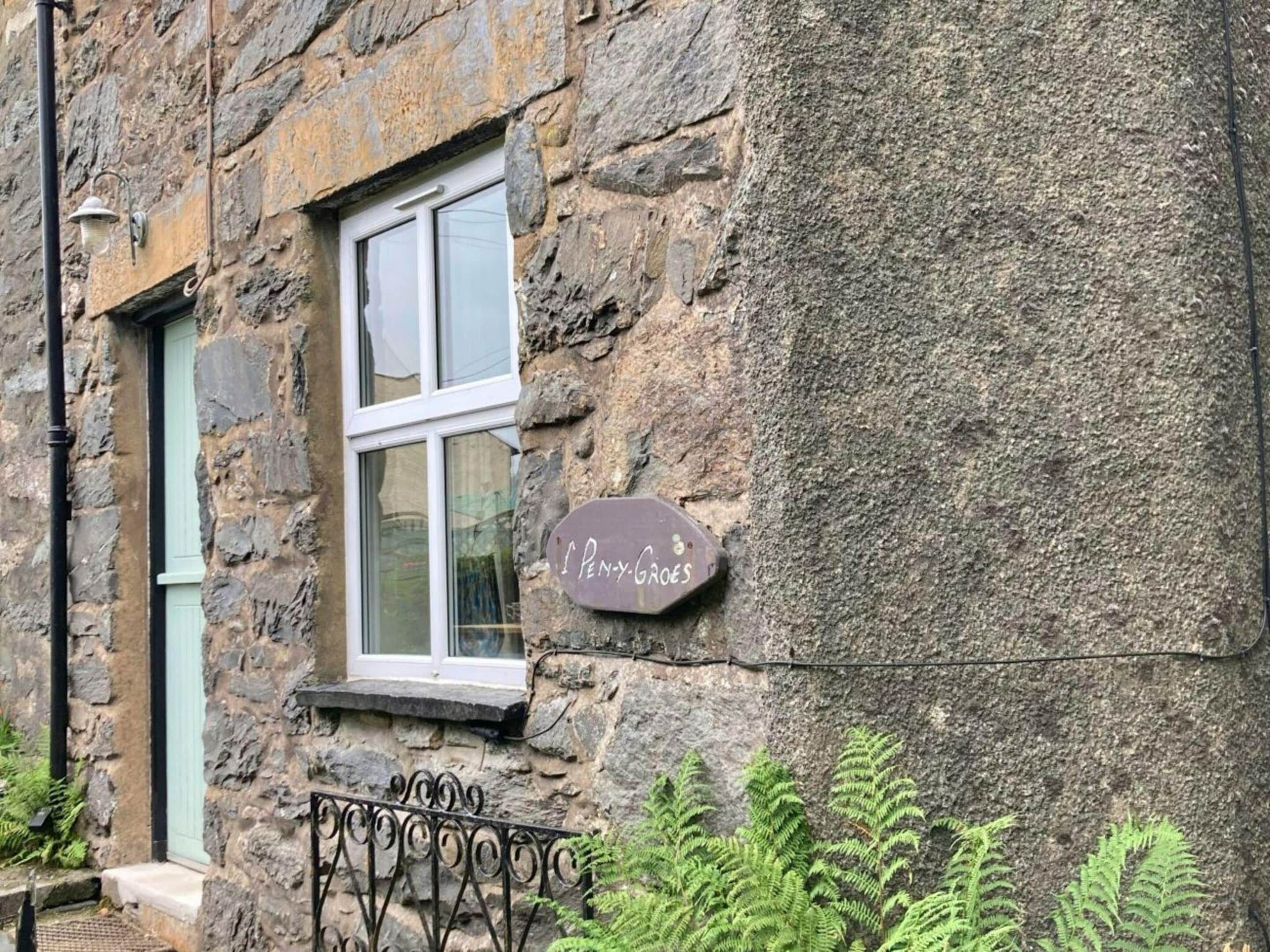 Cottage | Exterior detail