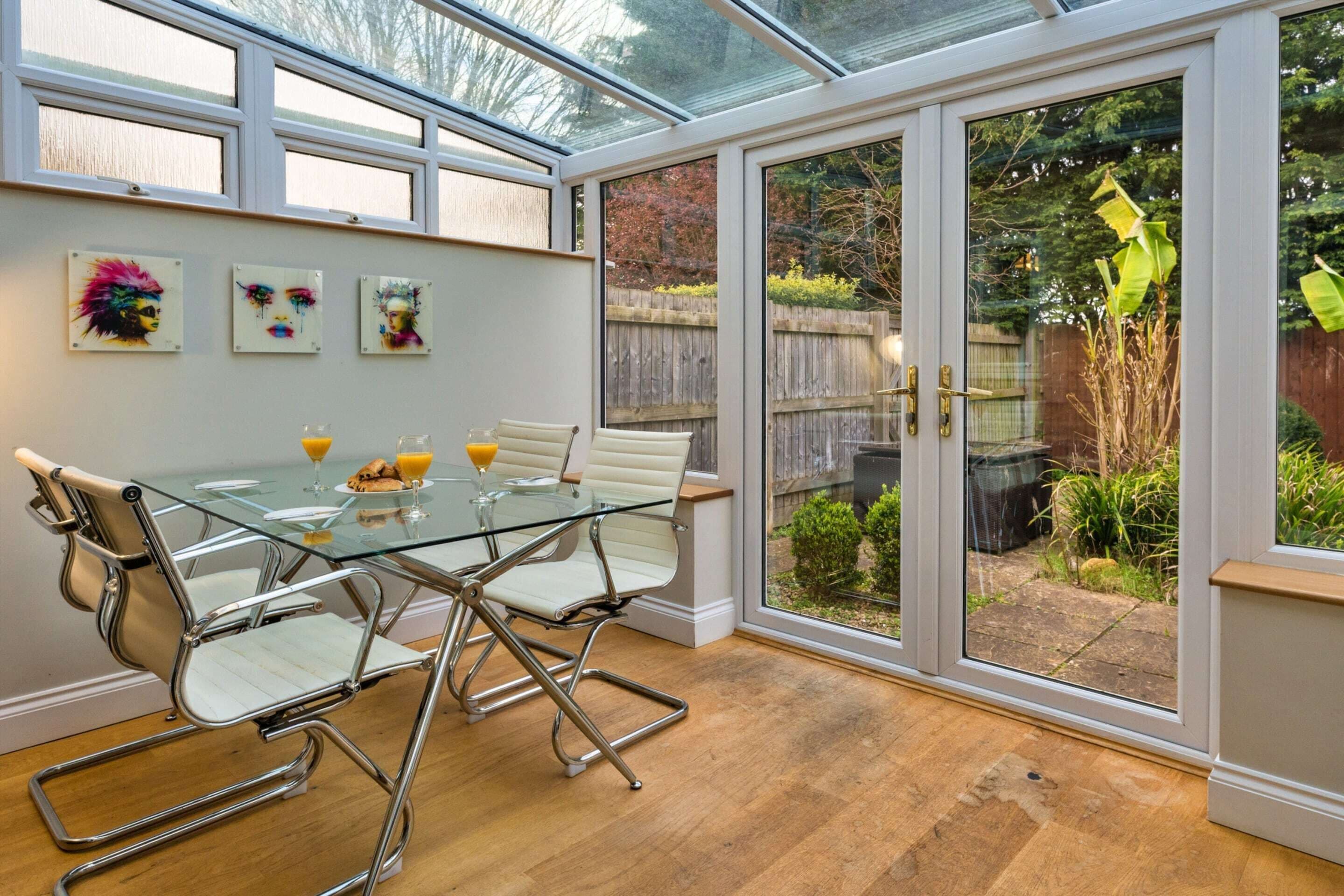 Cottage | Dining