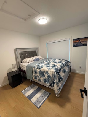 1 bedroom - Room-kingsway-downtown Luxury Retreat (Edmonton)