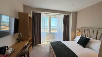 Family Room, Sea View