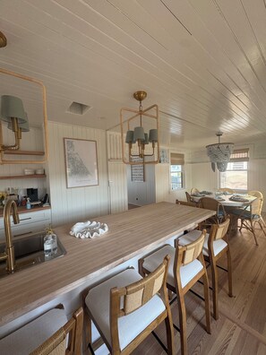 Dining - Breakaway Oceanfront Beachhouse Humarock EST 1911 (Scituate)