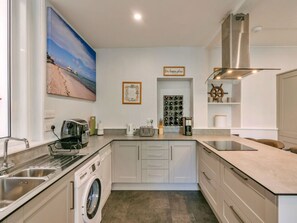 Unclassified image, 3 of 31, button - Premium Meadow Lodge in Errol (Chulmleigh)