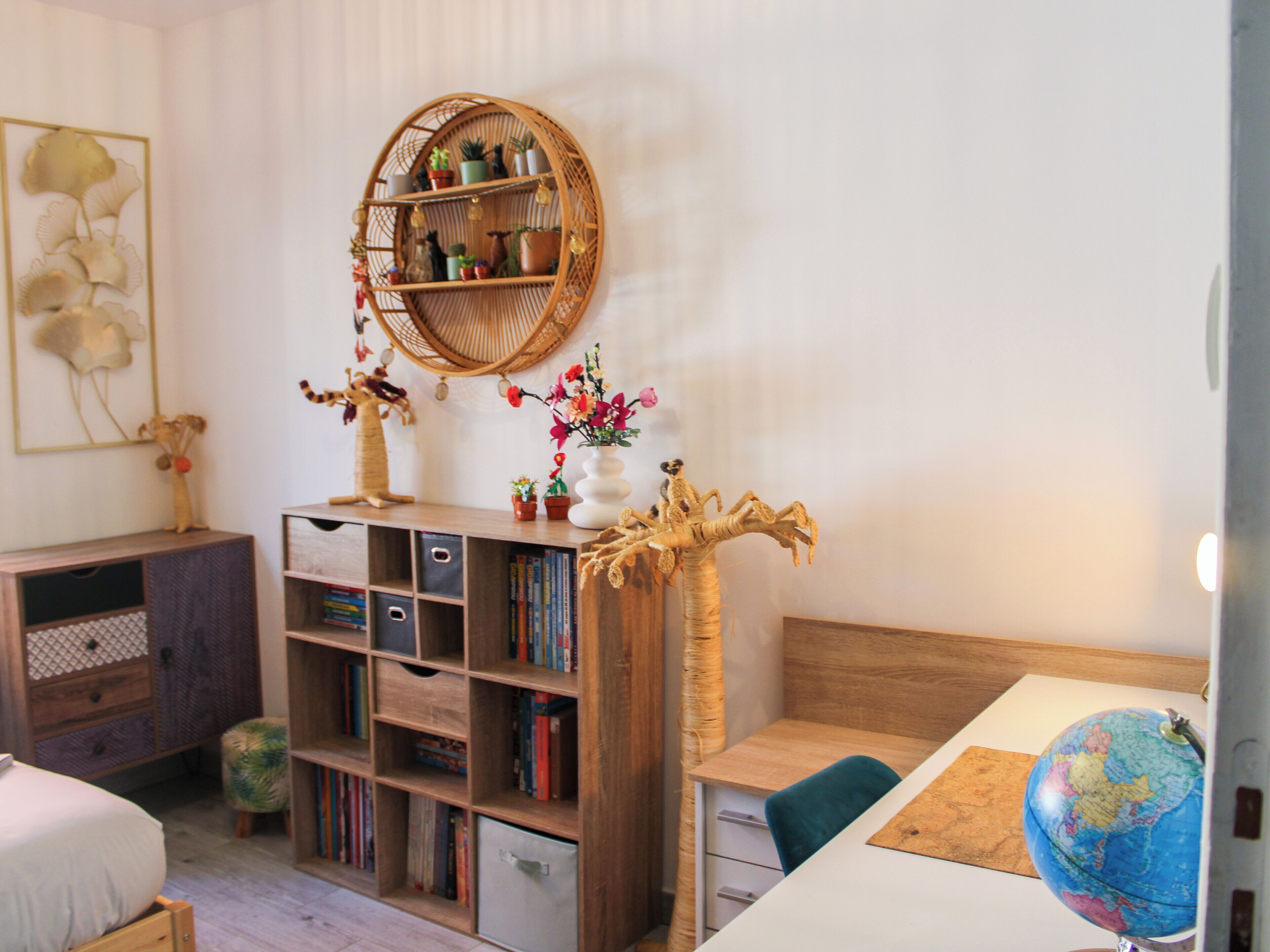 4 habitaciones, tabla de planchar con plancha, cuna de viaje y wifi 