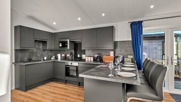 Chalet | Dining