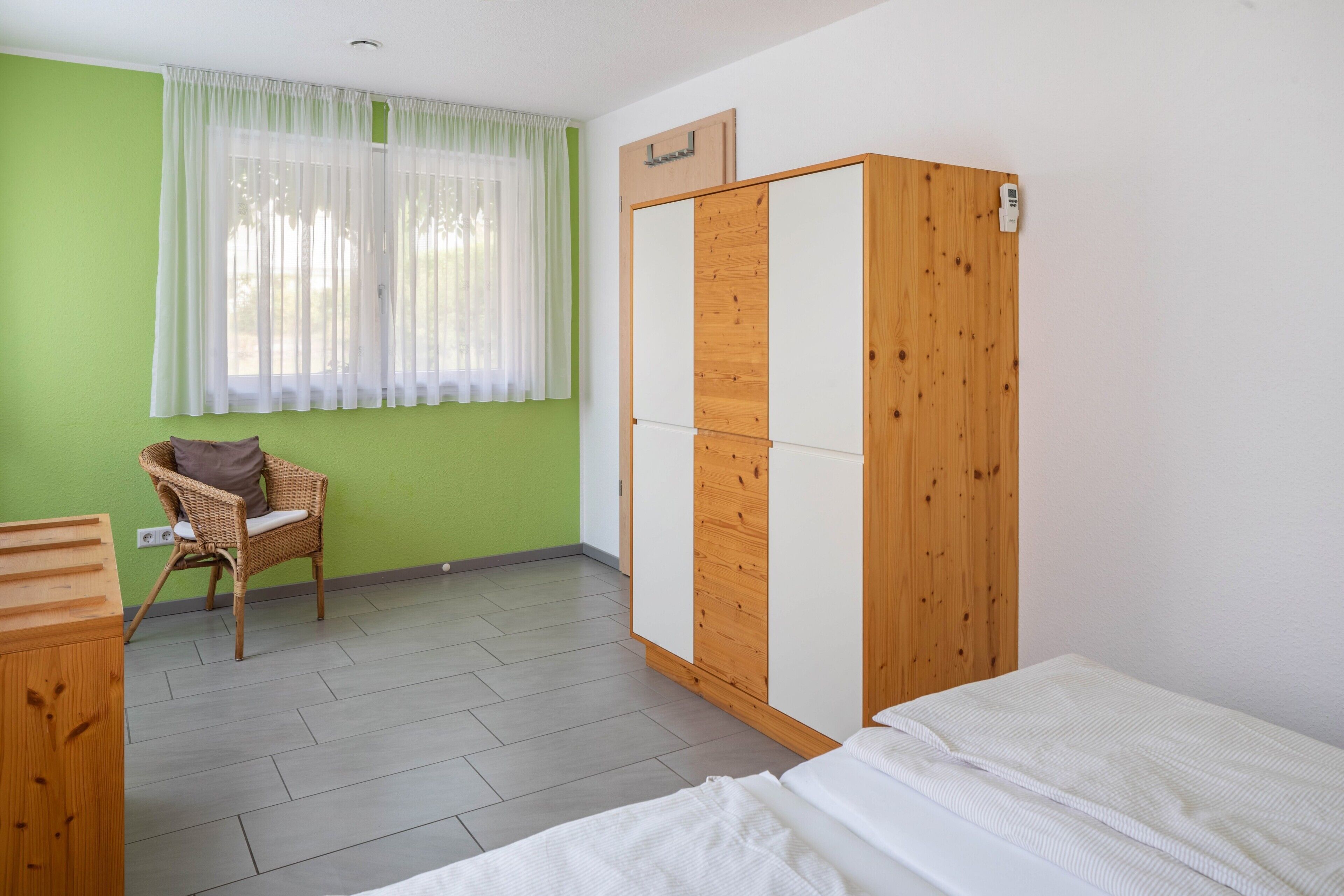 3 chambres, fer et planche à repasser, Wi-Fi, draps fournis
