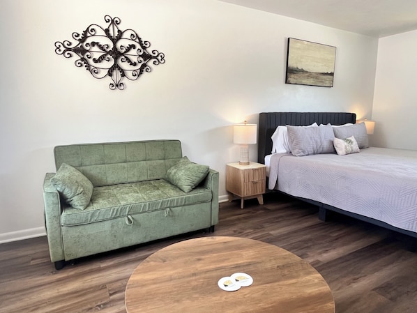 1 bedroom, WiFi, bed sheets