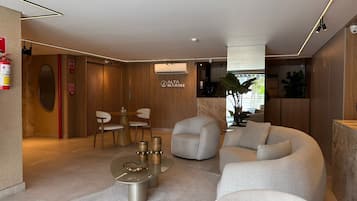 Studio | Interior