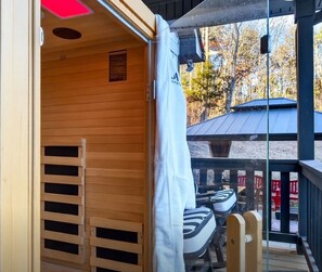 Property grounds - Private Pool Spa, Sauna, Arcade & Views of Dollywood Fireworks (Pigeon Forge)