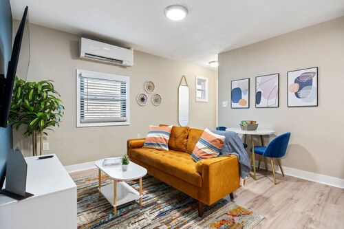 Stylish 1BR | A+ Location, Parking, Laundry