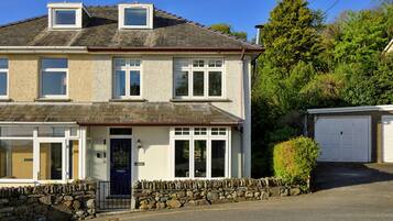 House | Exterior