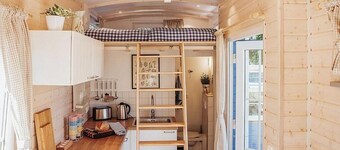 Tiny House in the Artist's Country House – Nature, Peace, and Special Moments at Mellnitz Bay