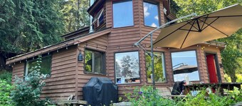 Riverside Eagles Perch-15 minute to Nelson-Under total renovation until Aug 1/26