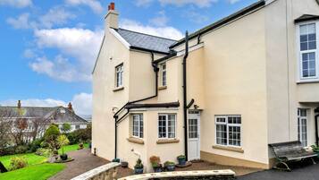 House | Exterior