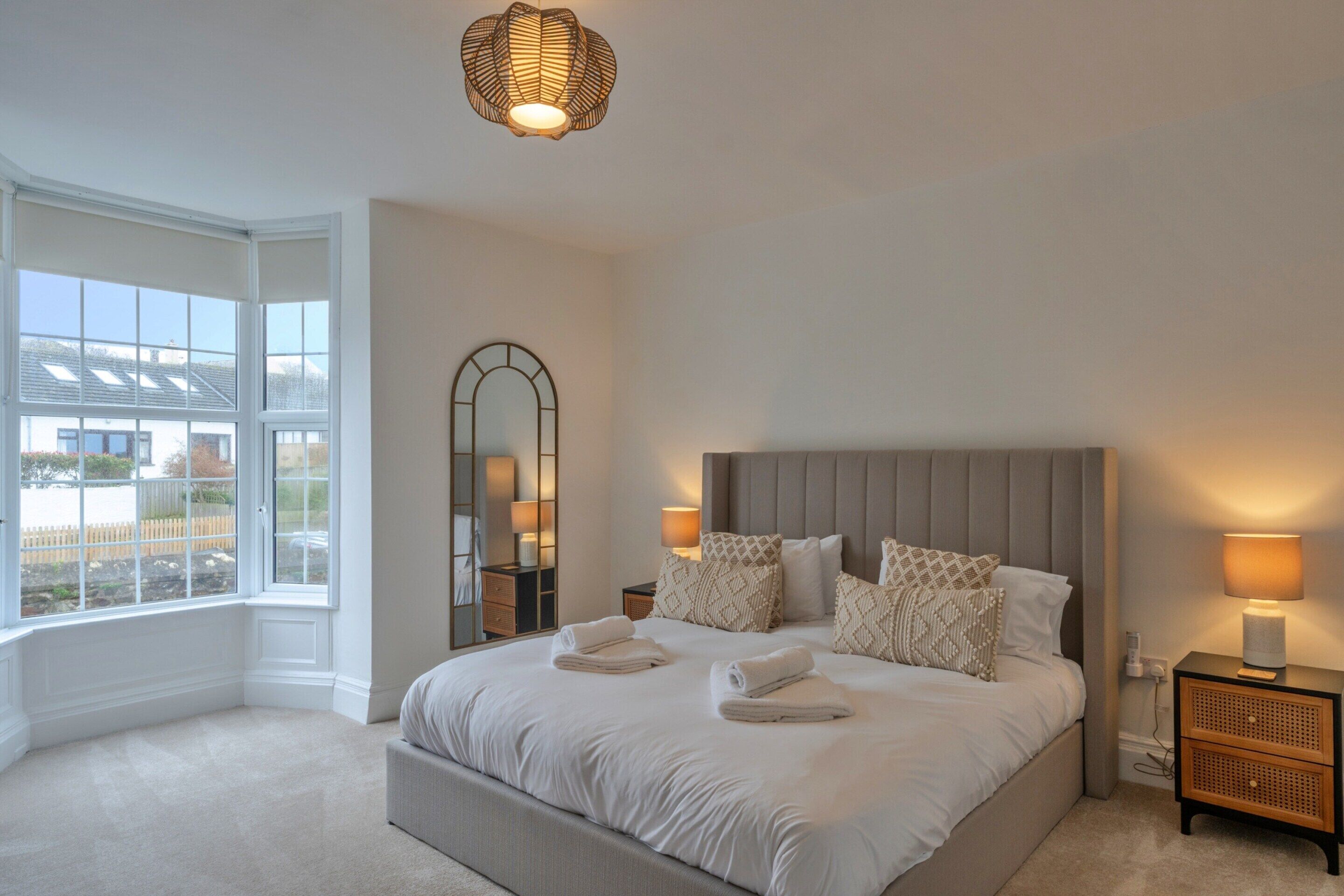 House | 3 bedrooms, individually furnished