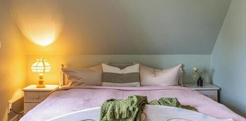 Charming "Scheune" Vacation Home – Country Charm in a Painter's Studio