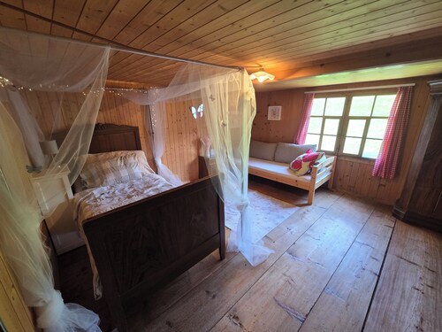 Fantastic 4-bedroom chalet in Amden with mountain and lake view - Casa Respiro