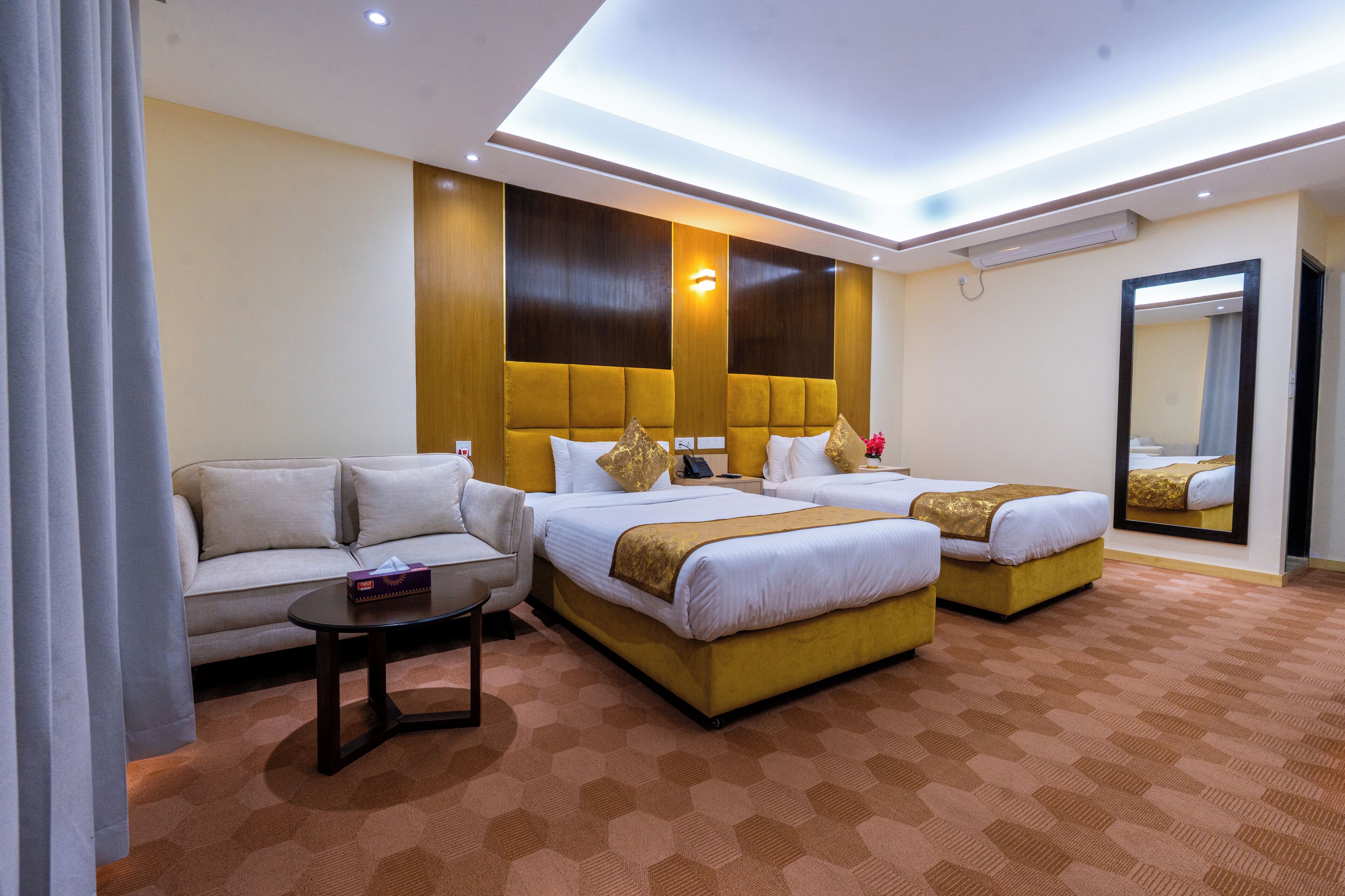 Ropa de cama de alta calidad y minibar 