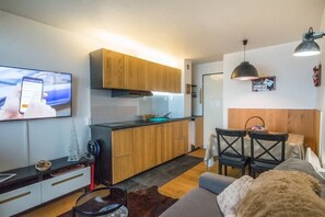 Living area - Apartment in Avoriaz, MALINKA residence, La Falaise residential neighborhood (Plouzané)
