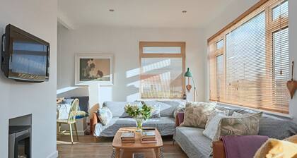 Coastal Family House for 8 in Cornwall