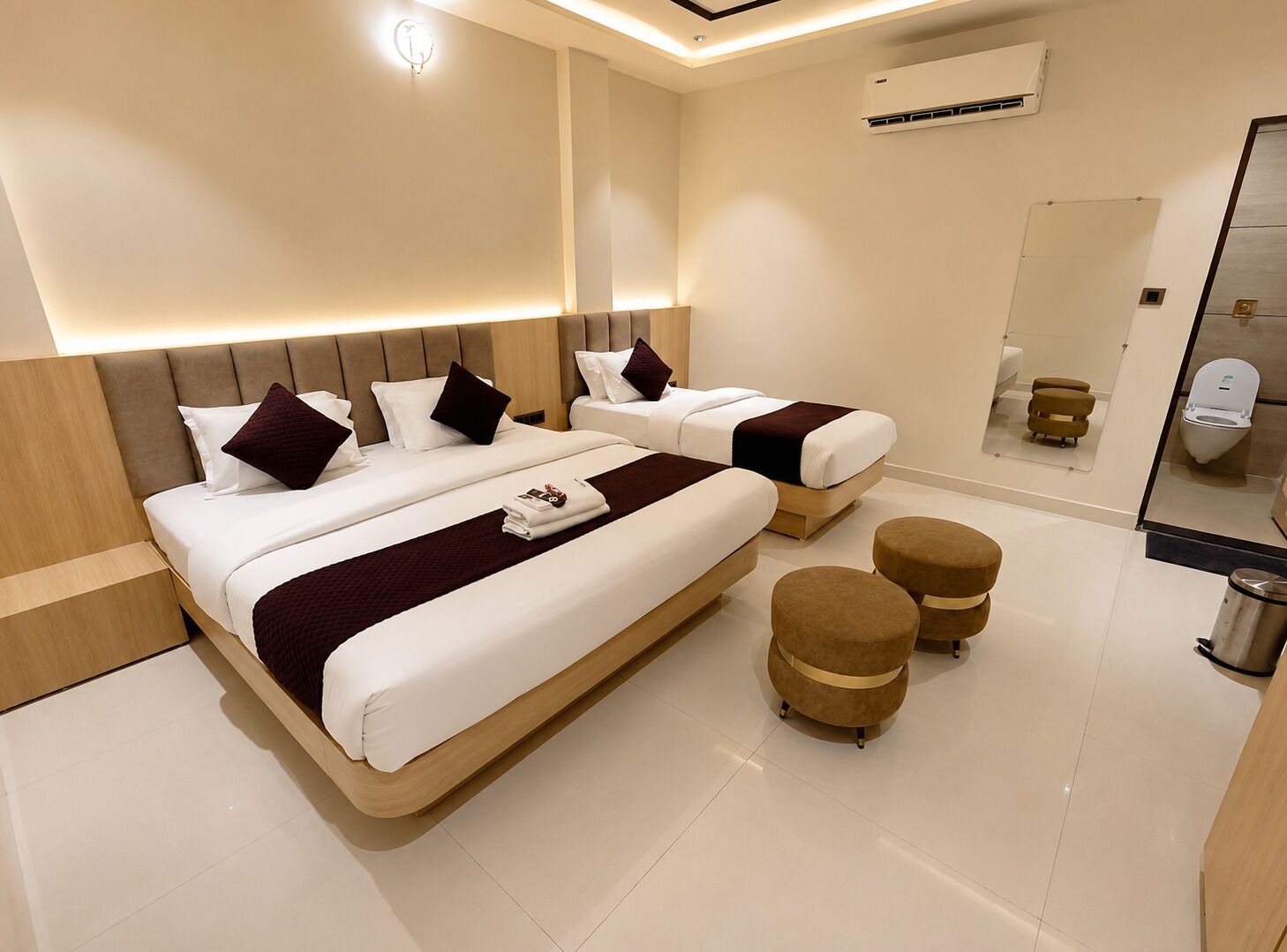 ห้องทริปเปิล | โต๊ะทำงาน, Wi-Fi ฟรี, ผ้าปูที่นอน