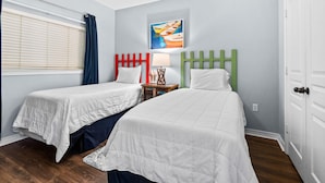 Condo, 1 cama King e sofá-cama (Emerald Isle Unit 1402) | 2 quartos