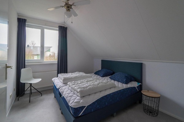 House | 3 bedrooms, iron/ironing board, individually furnished, bed sheets