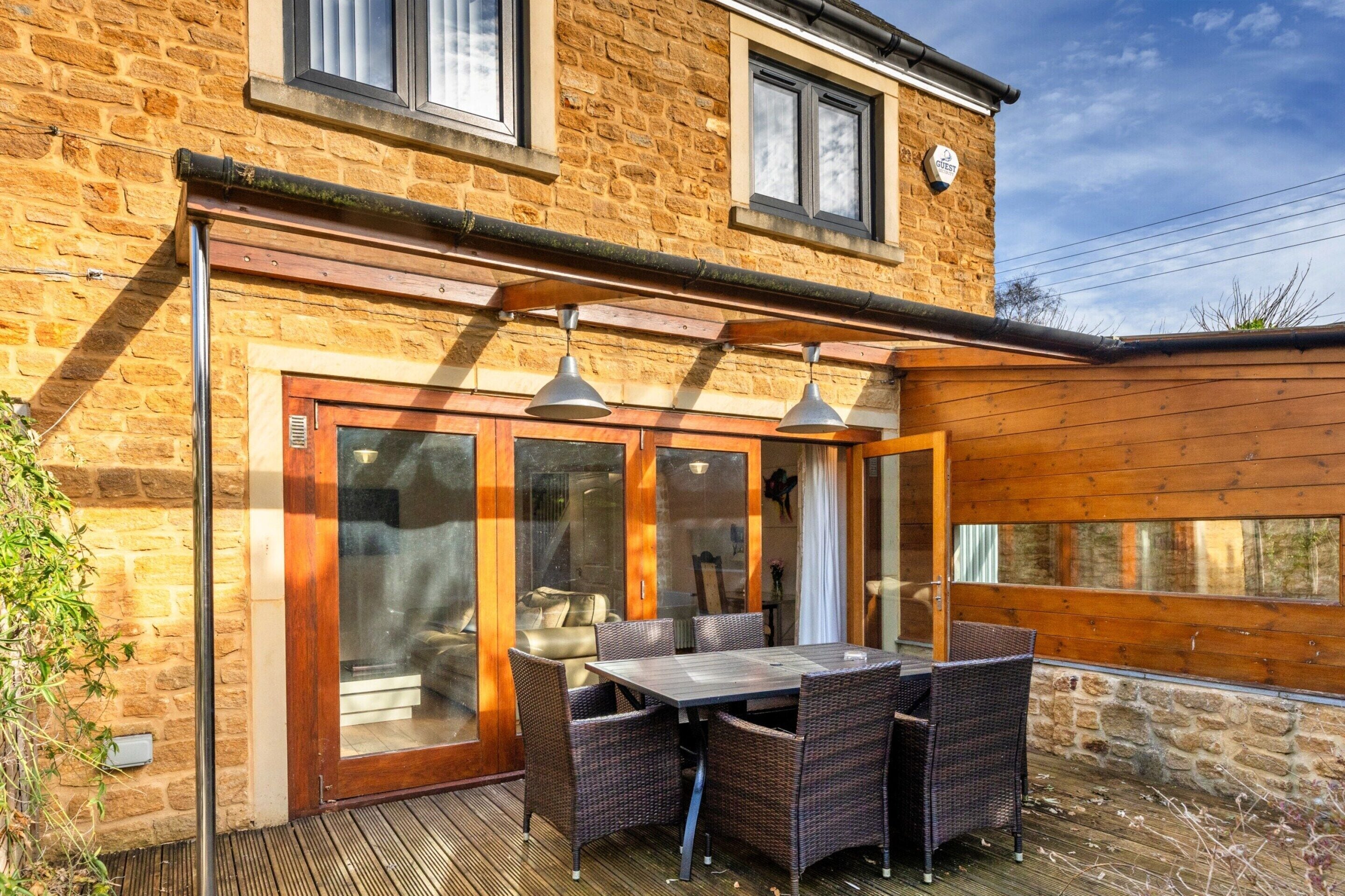 Cottage | Balcony