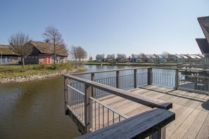 House | Balcony - Luxury Waterfront Wellness Villa (Makkum)