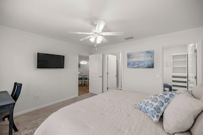 Room - Coastal Cottage | Golf Cart & Near Sawgrass (Wildwood)
