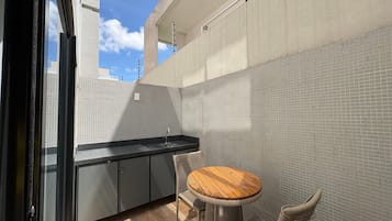 基础开间 | 室外用餐