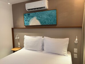 Basic Studio | Blackout curtains, free WiFi - Refugio Sofisticado no Restinga (João Pessoa)