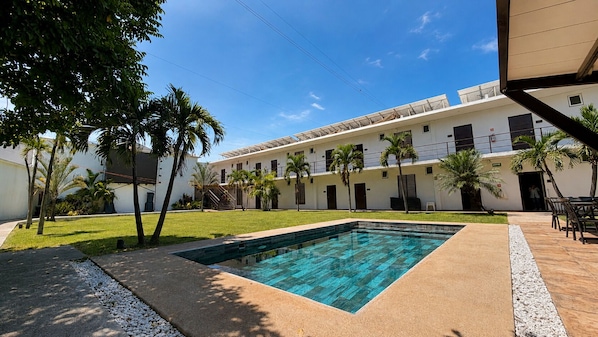 Piscine extérieure