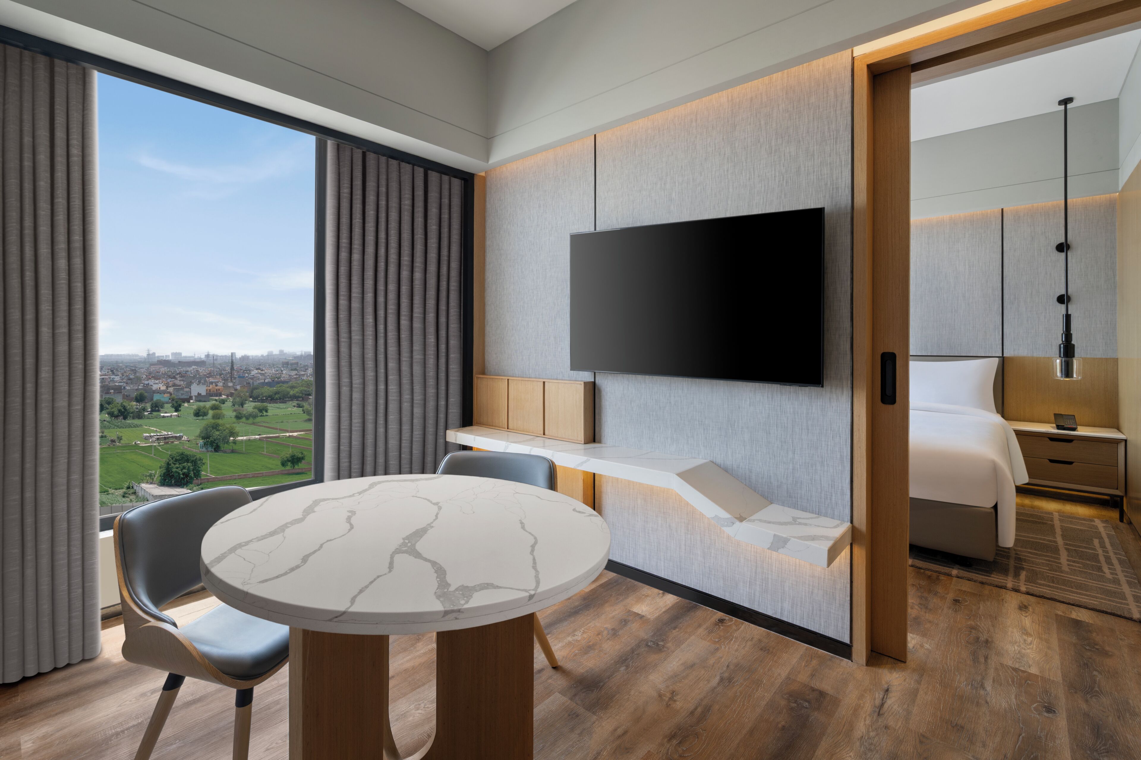 Executive-Suite, 1 King-Bett | Wohnbereich | LED-Fernseher