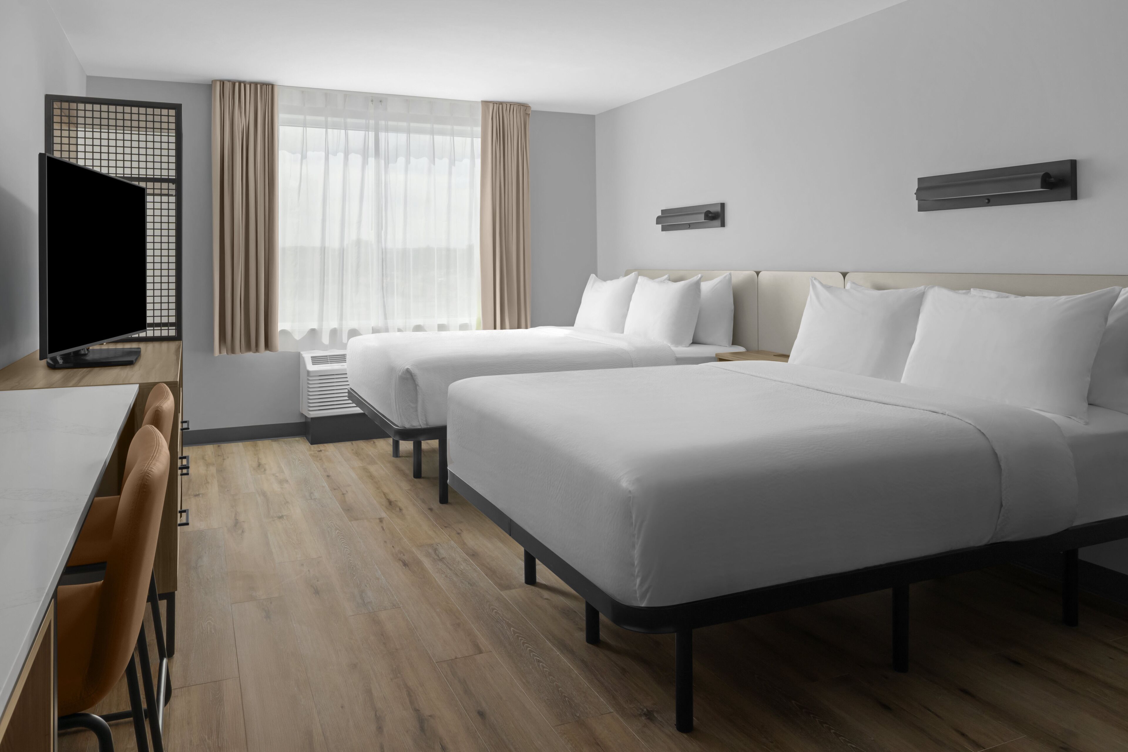 Studio, 2 Queen Beds (No View)