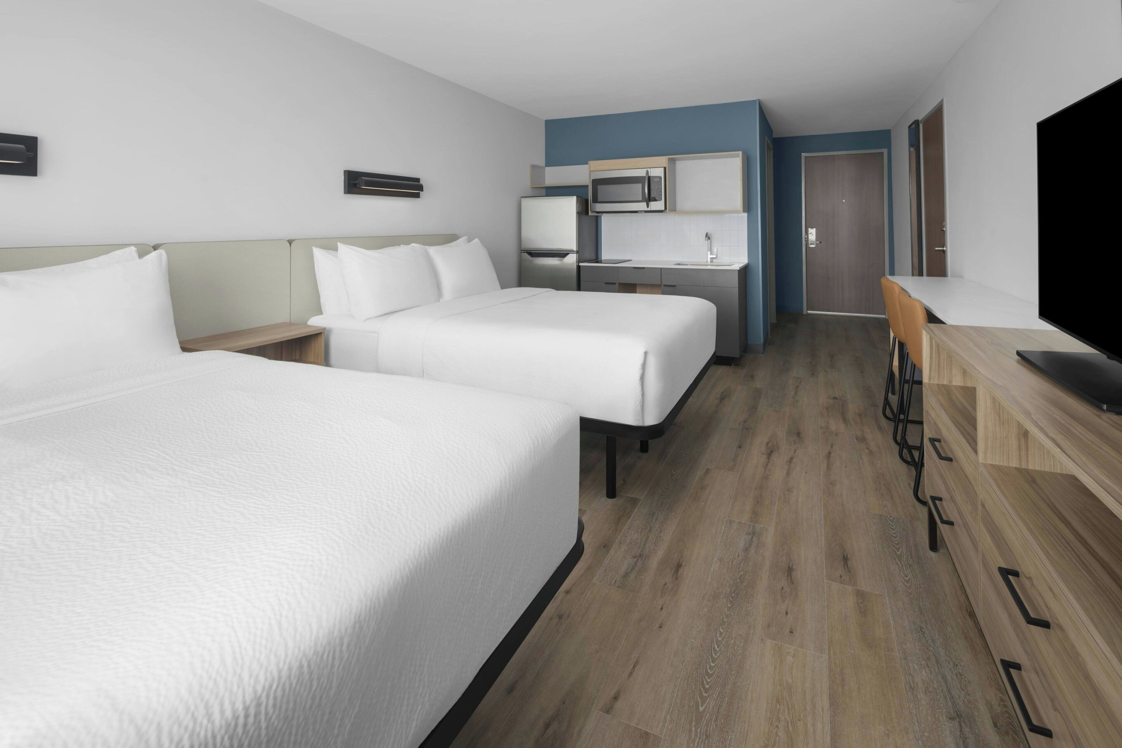 Studio, 2 Queen Beds (No View) | In-room safe, laptop workspace, blackout drapes, WiFi (free)