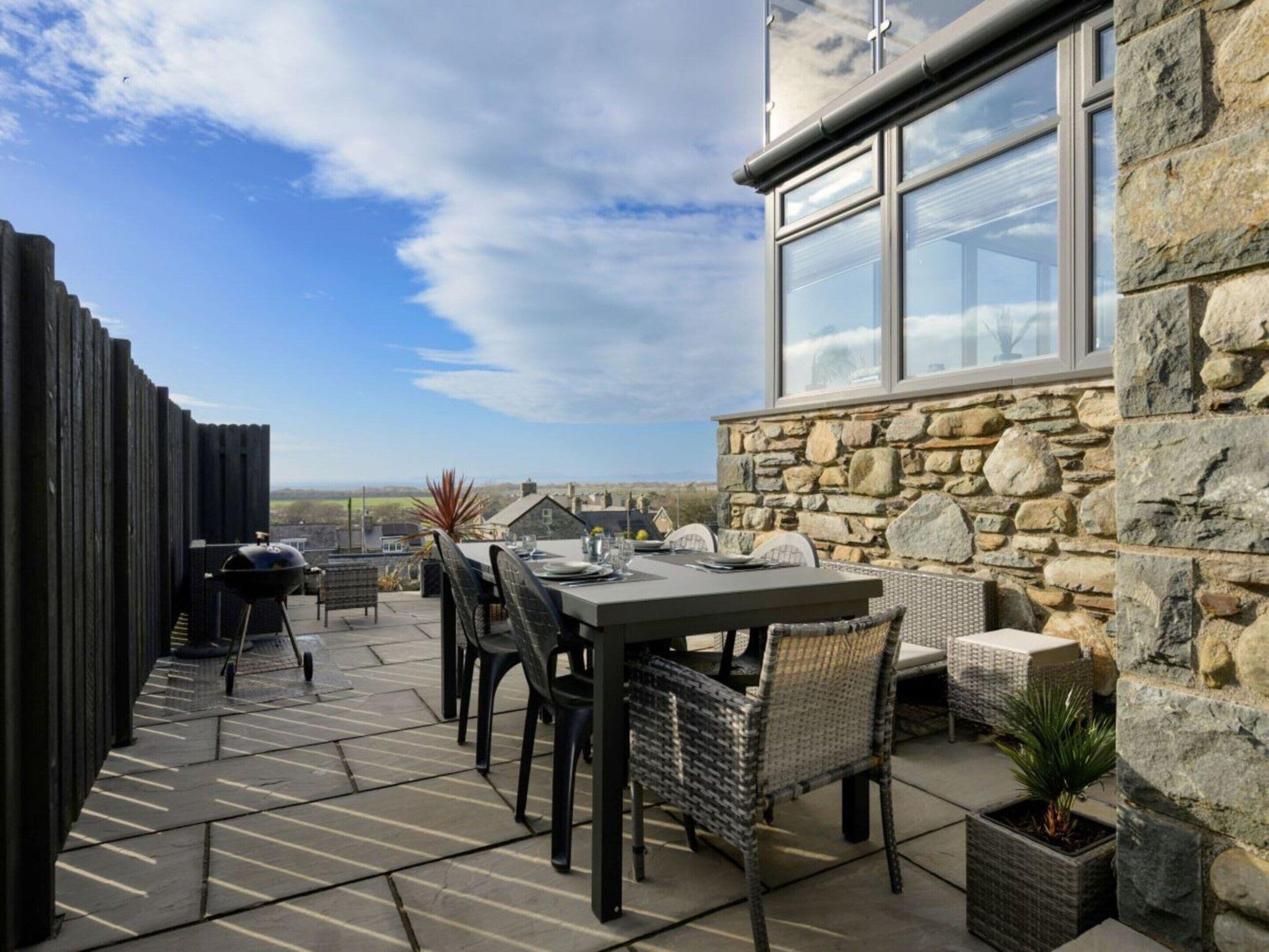 Cottage | Balcony