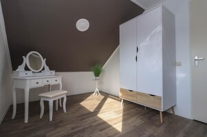 Hus | 3 soverom, strykejern/-brett, individuelt innredet og sengetøy