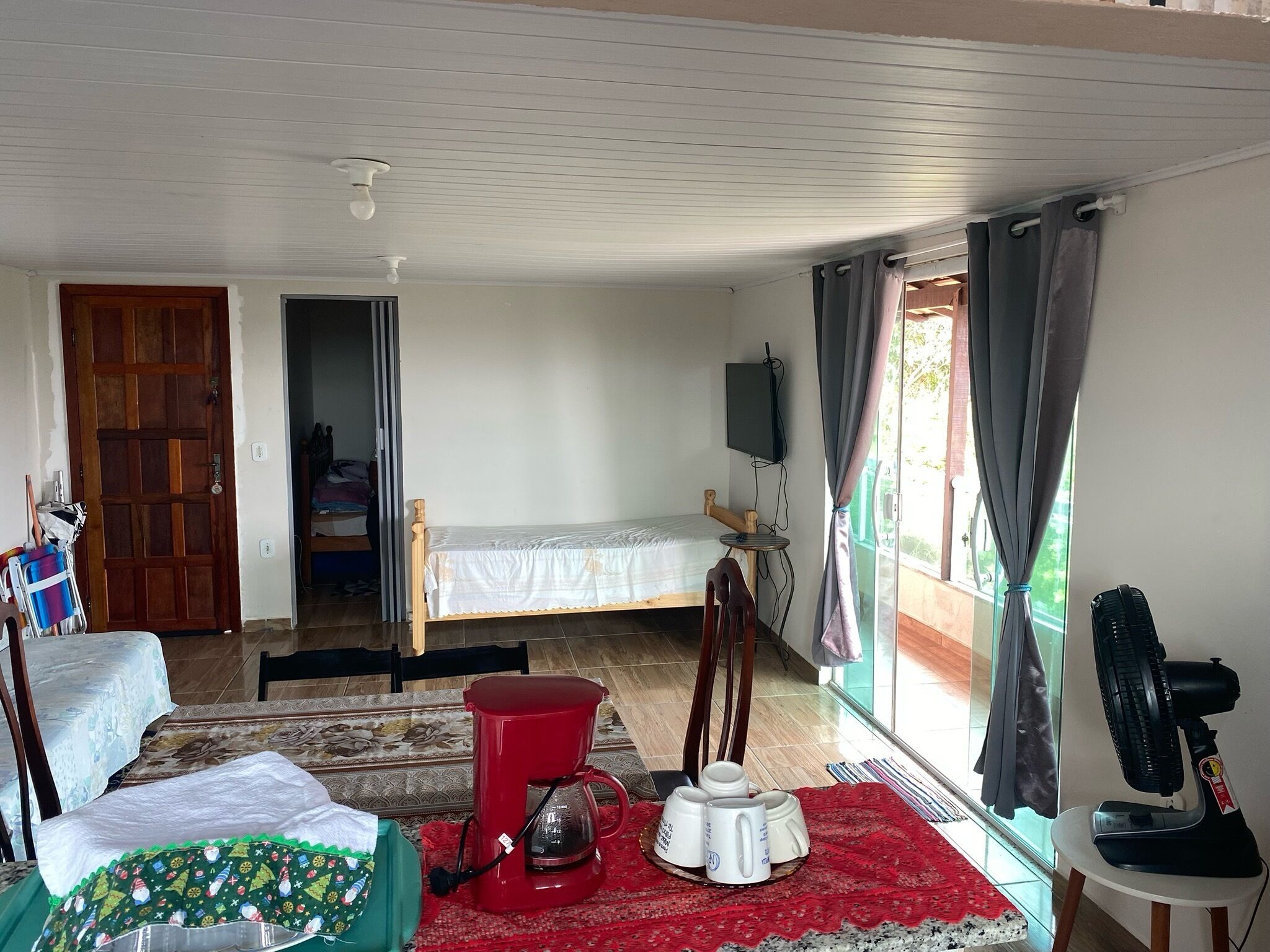 1 bedroom, iron/ironing board, WiFi (free), bed sheets