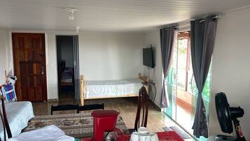 1 bedroom, iron/ironing board, WiFi (free), bed sheets