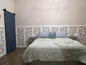 WiFi, bed sheets