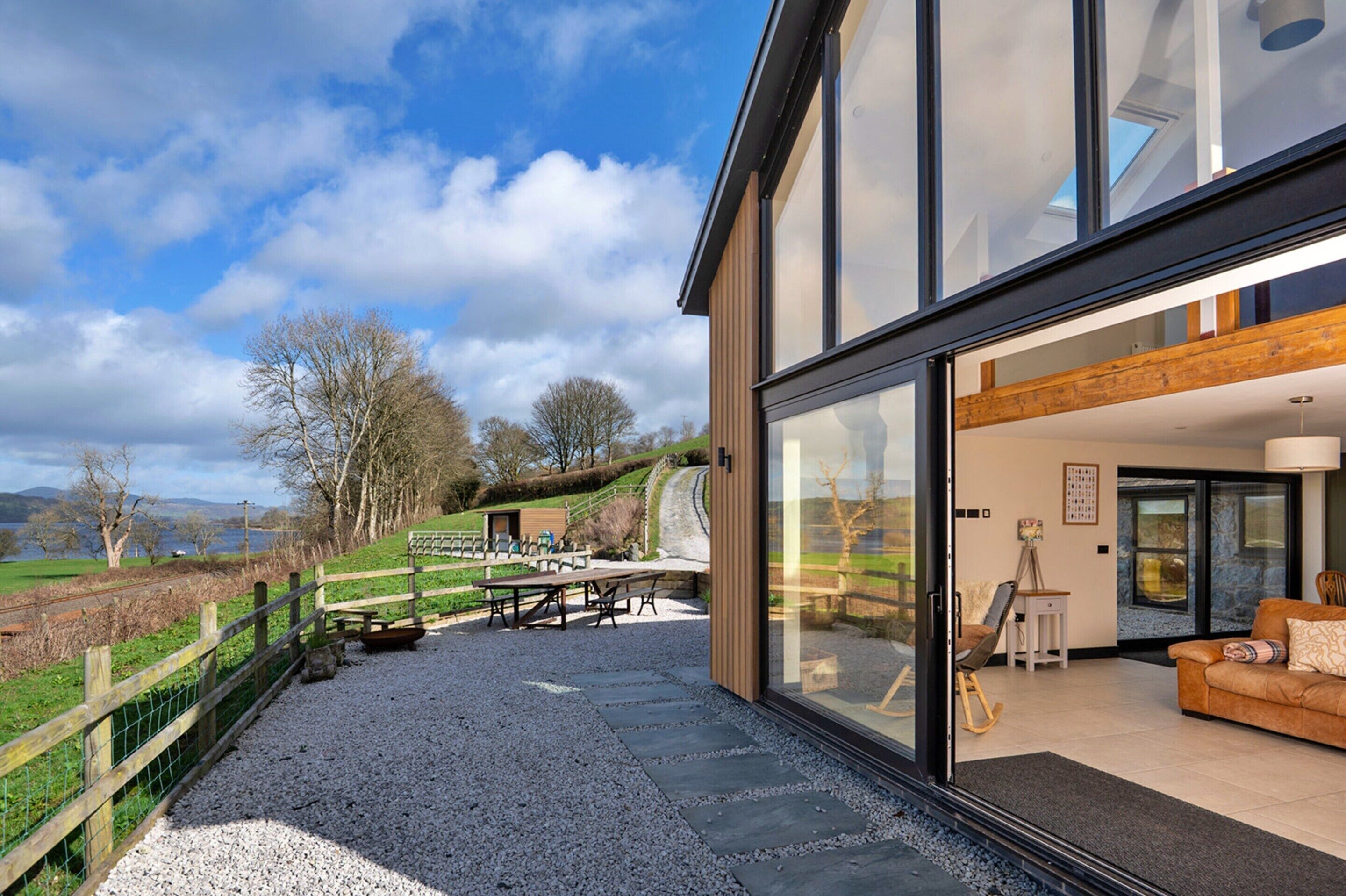 Cottage | Balcony