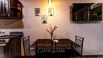 Apartemen, pemandangan pantai | Tempat makan