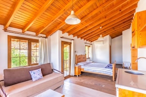 Sábanas de algodón egipcio, ropa de cama de alta calidad y minibar 