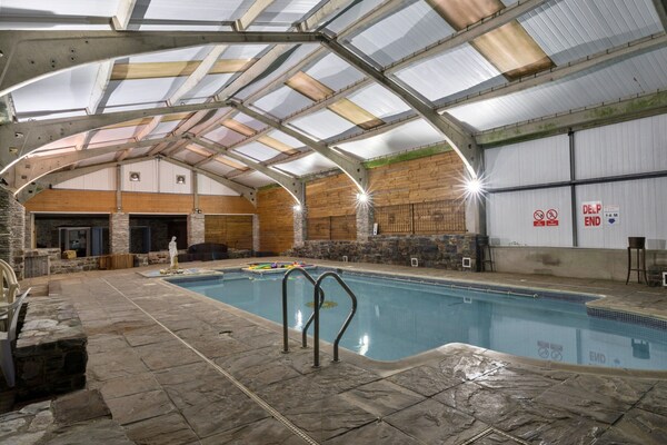 Scenic Hot Tub Cottage For 2 - North Devon District