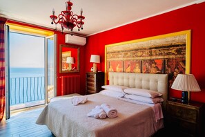Room - Villa 'Fuenti Bay' with Sea View, Wi-Fi and Air Conditioning (Vietri sul Mare)