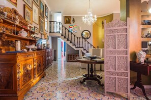 Lobby - Villa 'Fuenti Bay' with Sea View, Wi-Fi and Air Conditioning (Vietri sul Mare)