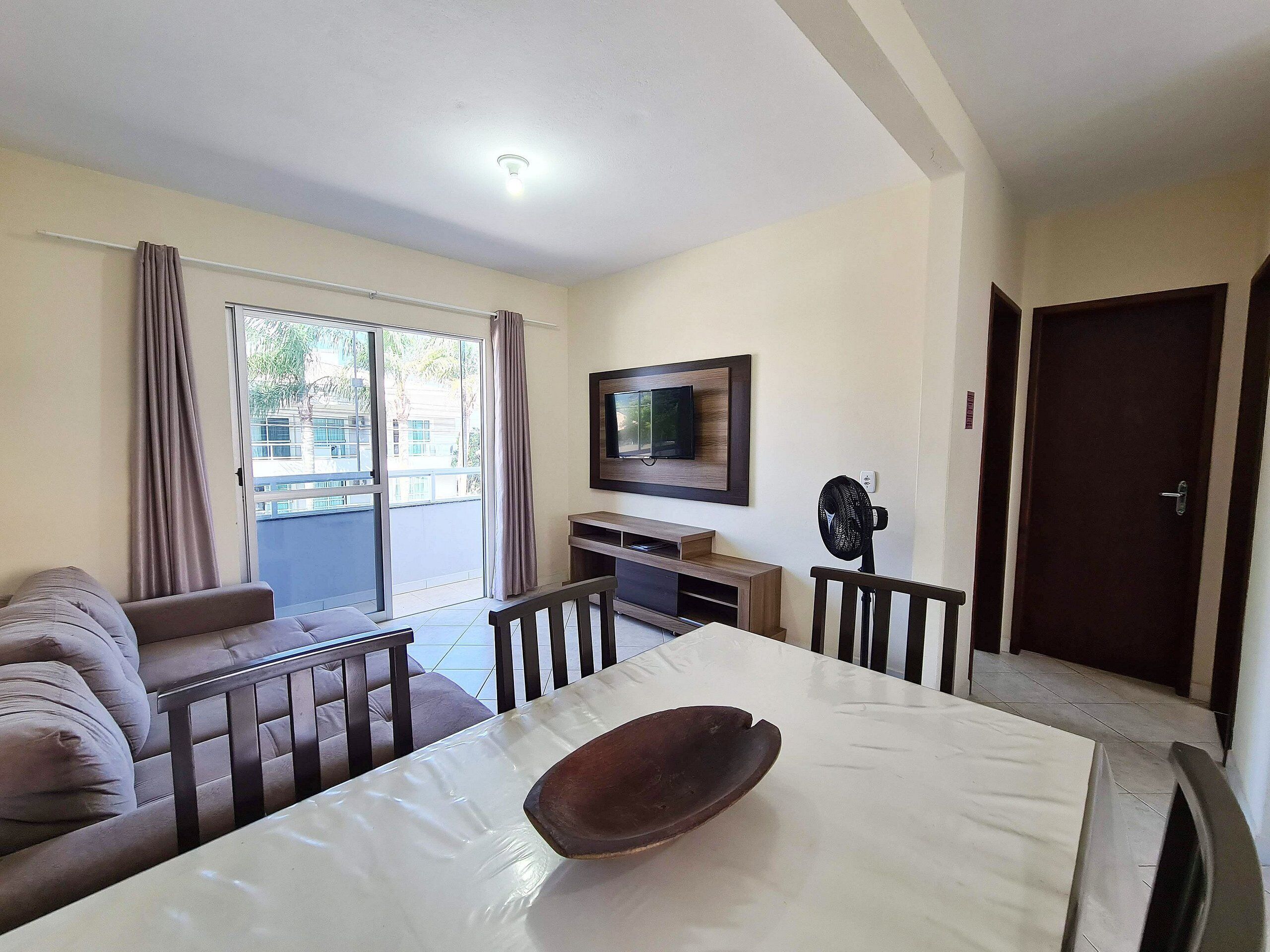 Basic Apartment | Living area