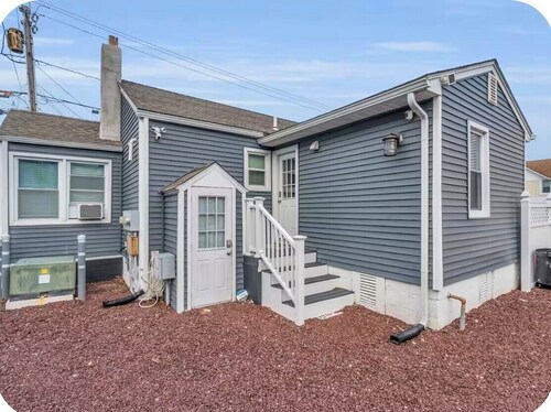 Seaside Cottage - a guest favorite since 2021!